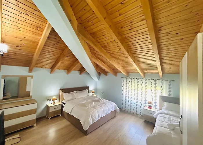 Bujtina Bashllari Frühstückspension