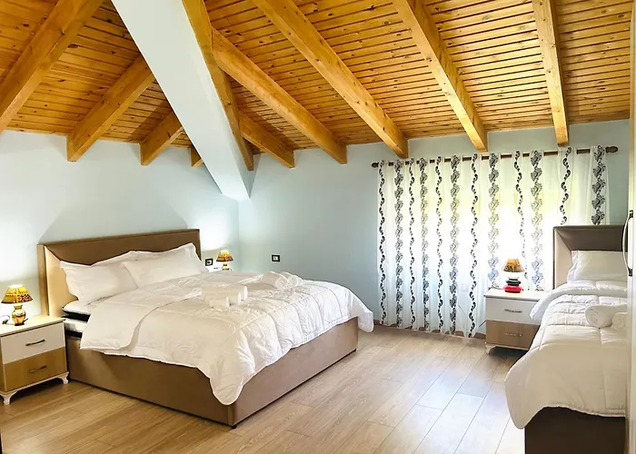 Bujtina Bashllari Nocleg ze śniadaniem Zvarisht